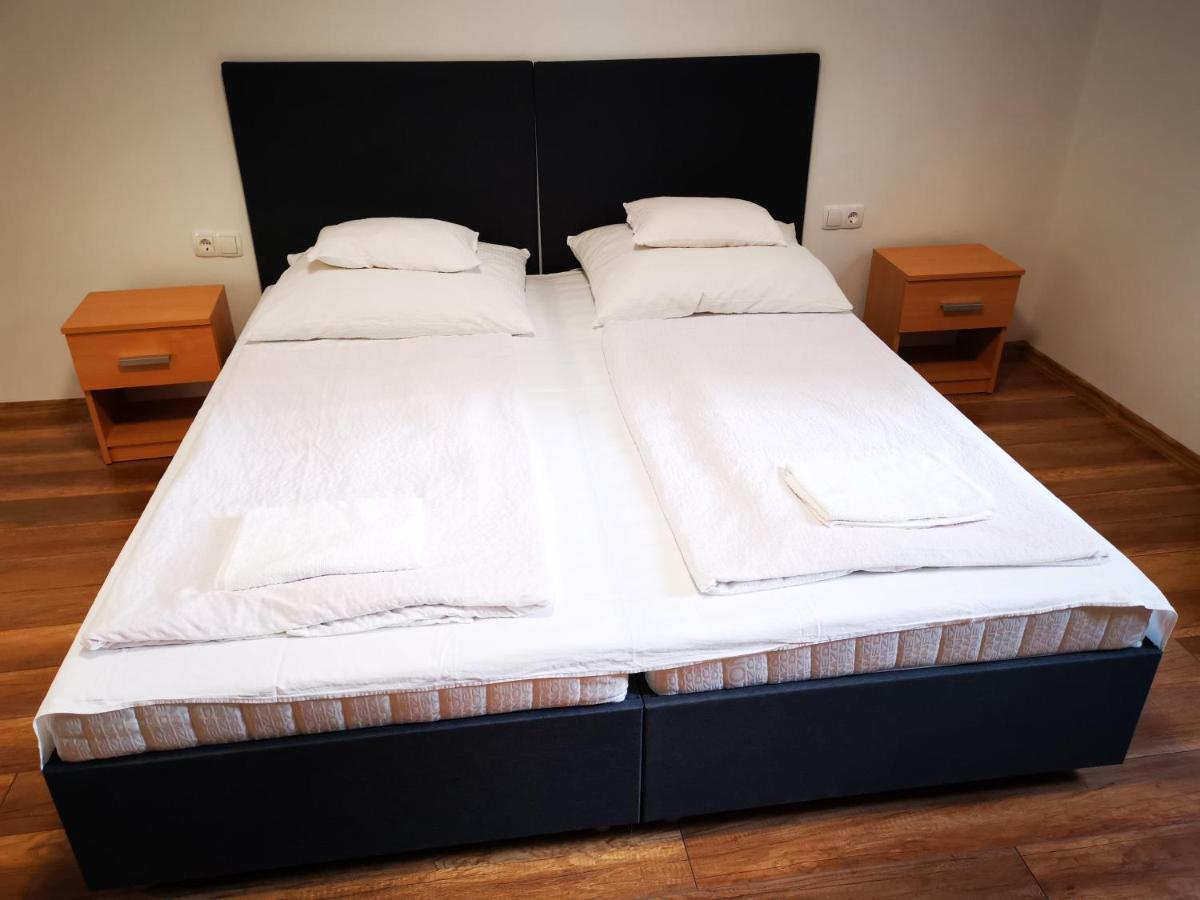 Mate Apartman غيولا المظهر الخارجي الصورة